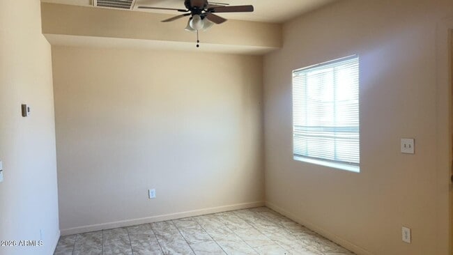 6714 N 54th Ave Unit 2