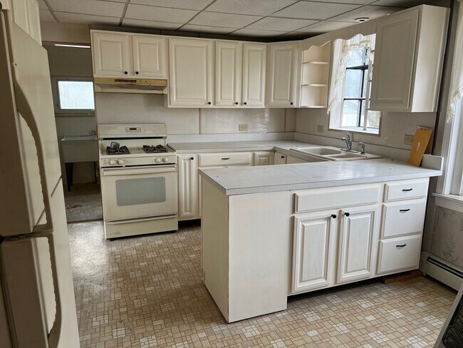 Photo - 1726 Temple Ave