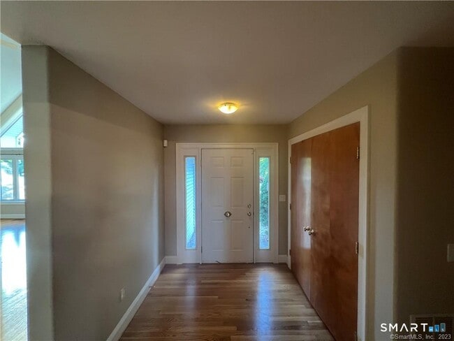 Photo - 6 Kingsley Dr