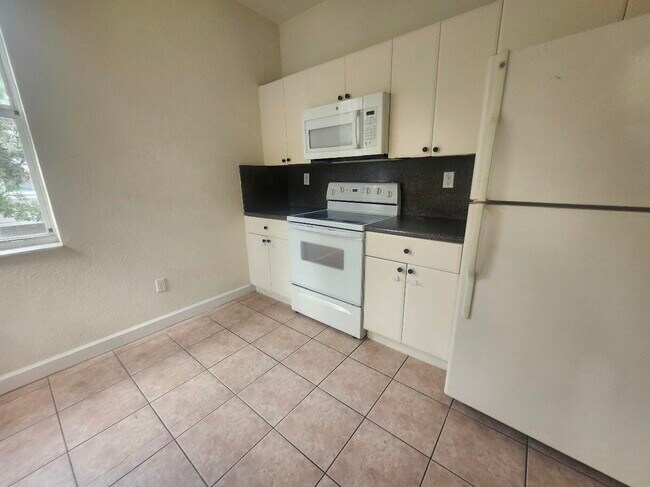 Photo - 3408 Shoma Dr