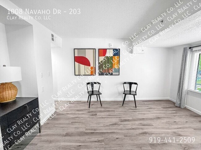 Photo - 1008 Navaho Dr Unit 203