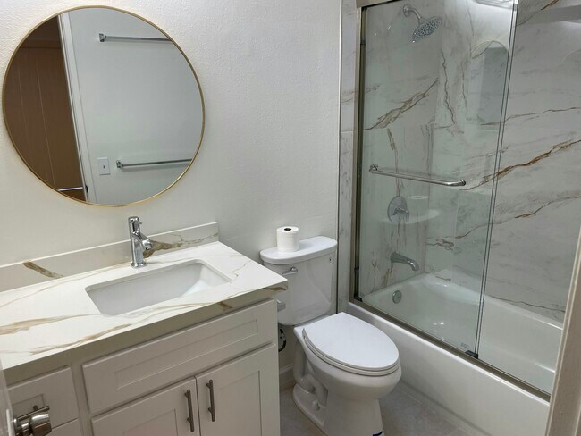 Photo - 8072 Constantine Dr