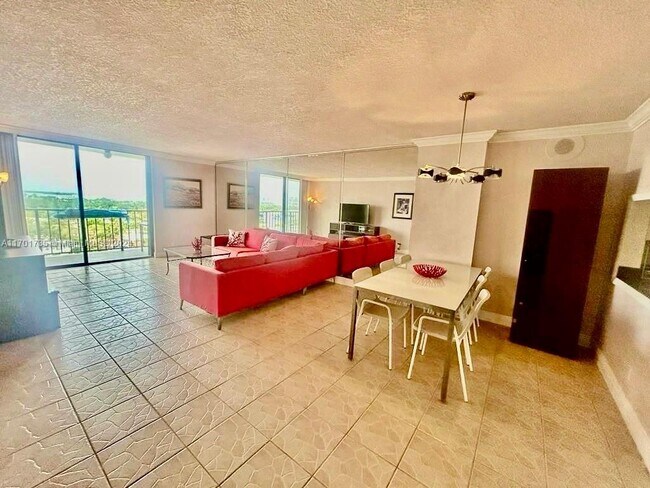 Photo - 2625 Collins Ave Unit 1710