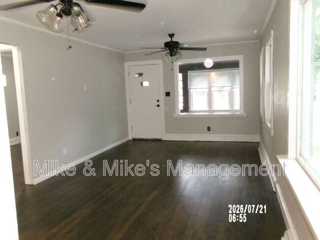 Photo - 403 N 61st St