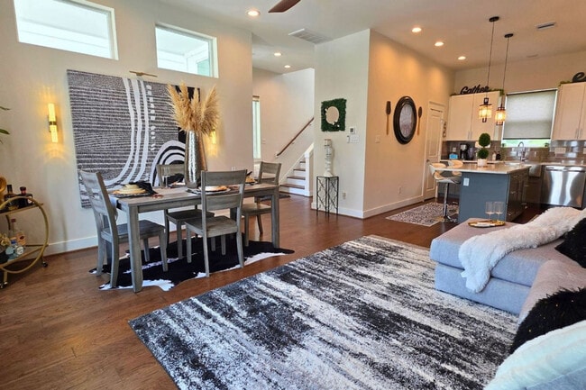 Photo - 5342 Donovan Gdns Ln Unit SI ID1521013P