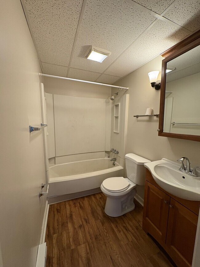 Photo - The Center Building in Igram Unidad Apt 2707-3