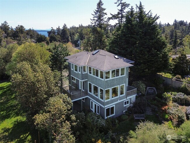 Outstanding views and privacy near Ft. Worden - Outstanding views and privacy near Ft. Worden House