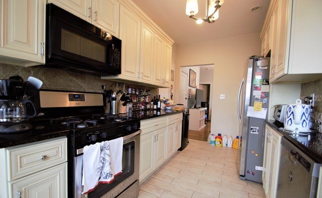 Photo - 11 Babcock St