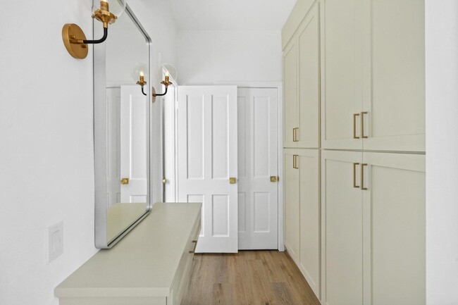 Photo - 236 South Spalding Drive