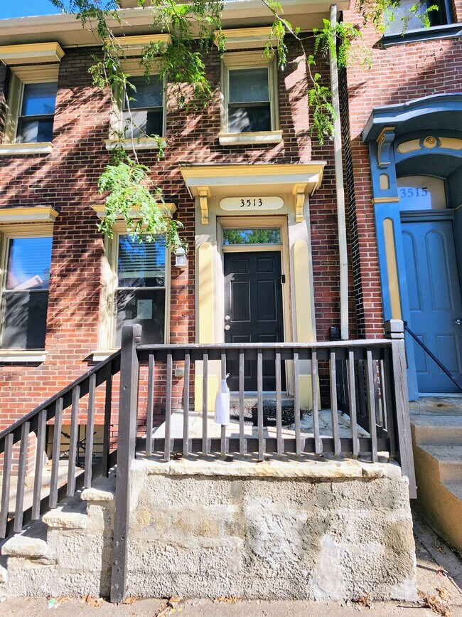 3513 Penn Ave Unidad Front