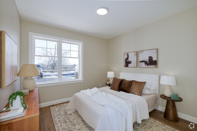 1BR, 1BA - 671SF - Bedroom