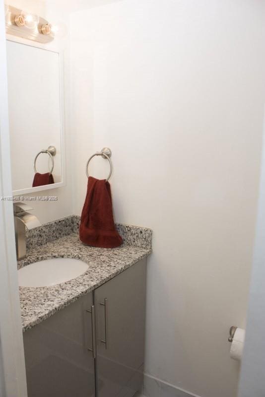 Photo - 1000 Parkview Dr Unit 226