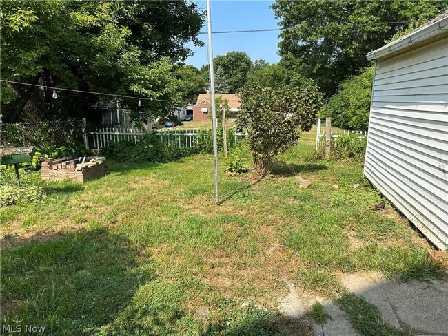 Photo - 110 Halls Heights Ave