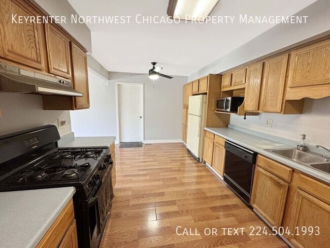 Photo - 1315 Kingsbury Dr
