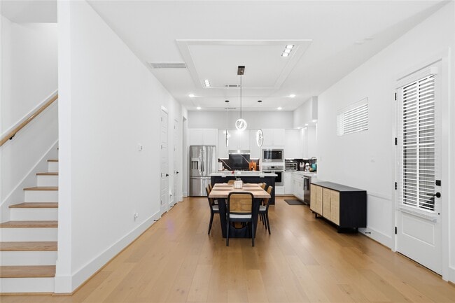 Photo - 2108 Beall St