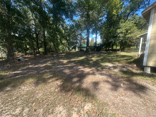 Photo - 664 Black Walnut Rd