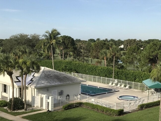 3511 Village Blvd Unit 404