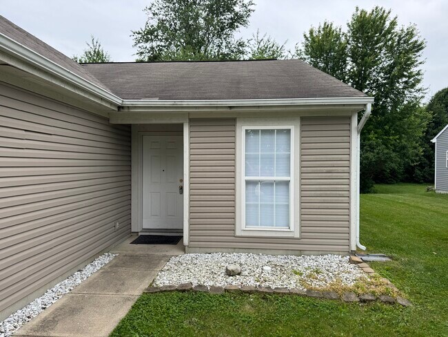 Photo - 829 Jack Pine Dr