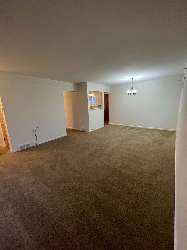 Photo - Three Bedroom Home for Rent in West Willow!