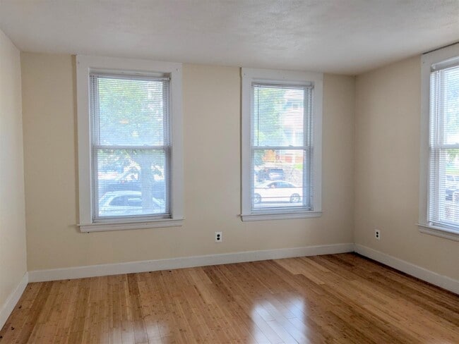 Photo - 1102 Broadway Unidad 1