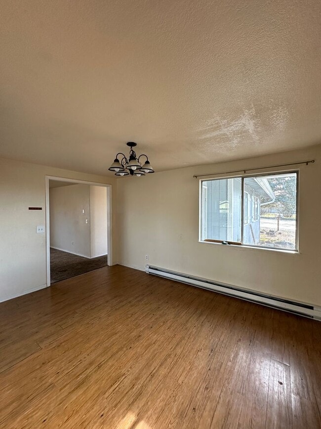 Photo - 3 Bedroom / 1 Bathroom House in Madras Oregon