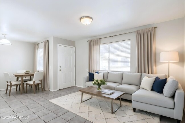 Photo - 3028 N Castro Ave Unidad 14