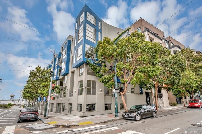 Photo - 700 Illinois St Rental