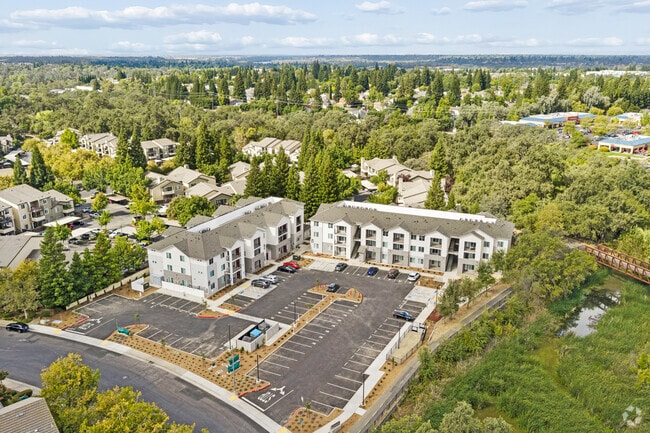 Building Photo - Harrington Grove