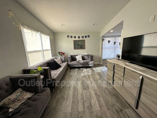 Photo - 129 E Concord St Unit 129B