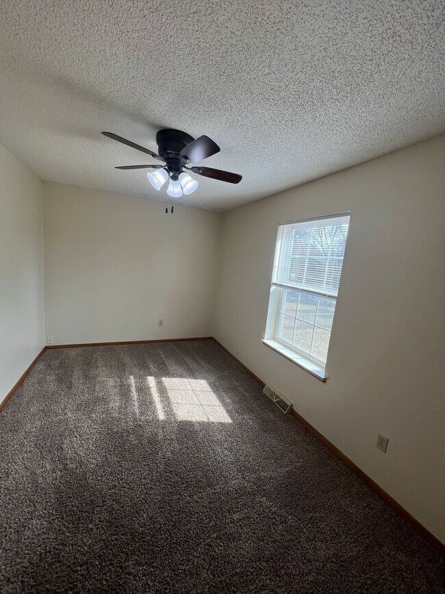 Photo - 2410-2412-2412 Monique Ln Unidad 2412 Monique Ln