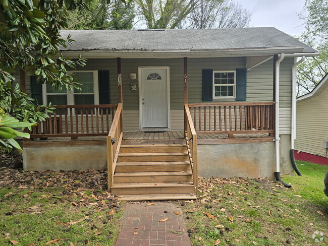 Building Photo - 610 Henry St Rental