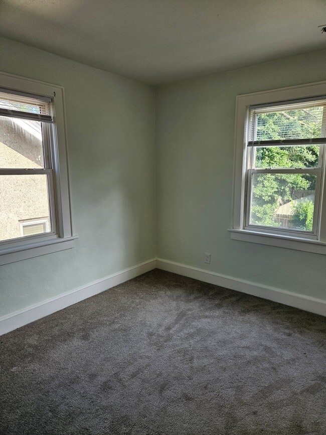 Photo - 133 W Ocean Ave Unit B