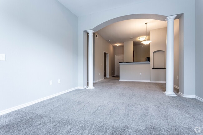 1 BR, 2 BA - 1074 SF