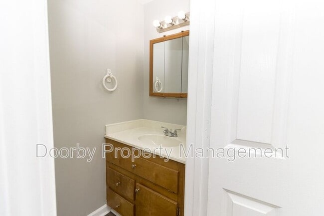 Photo - 89 Nicole Ln.