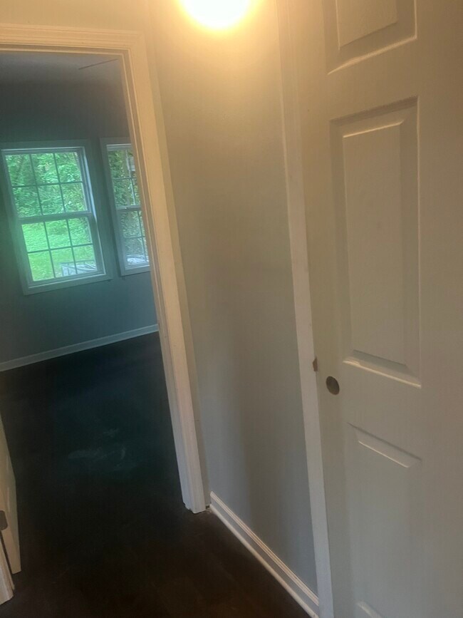 Photo - 601 10th Ave