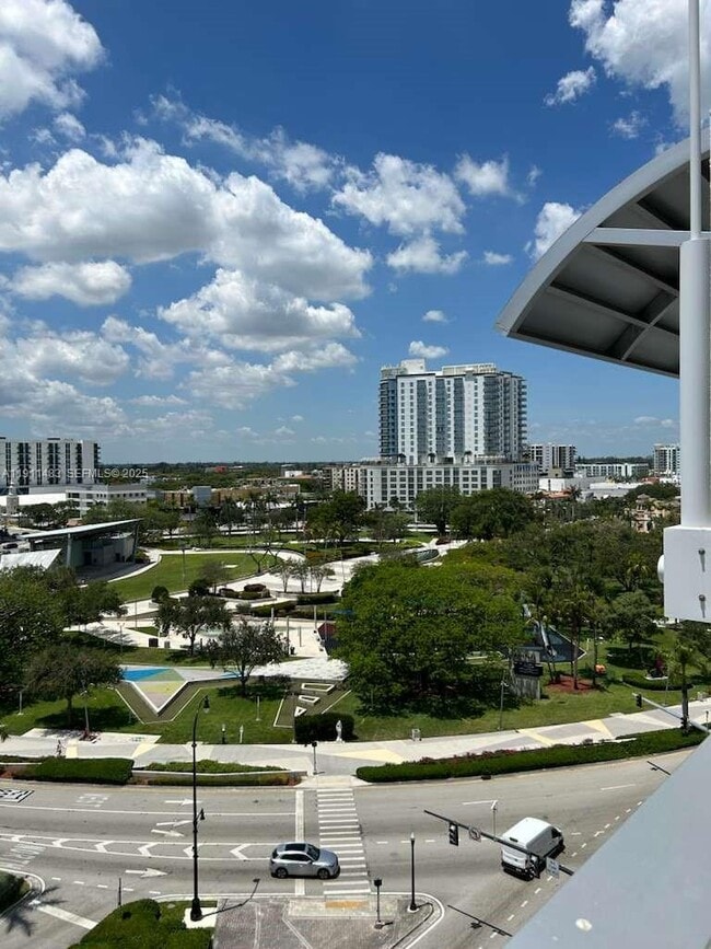 Building Photo - 1776 Polk St Unit 1017