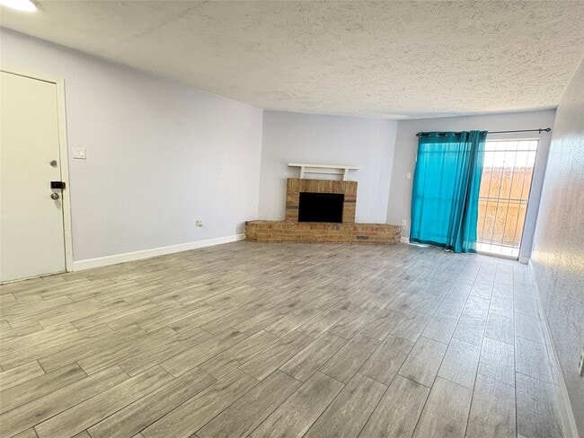 Photo - 10555 Turtlewood Ct
