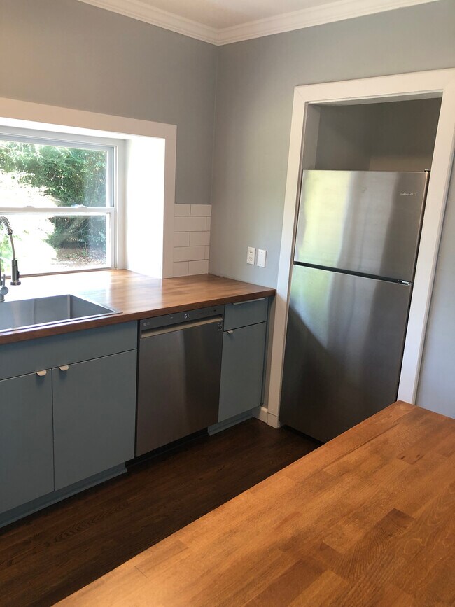 Photo - 2 Glendower Ct