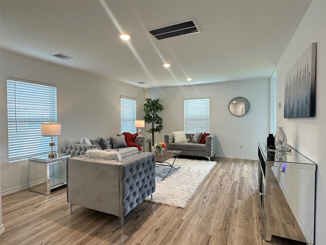 Photo - 11079 N Lake Mist Ln