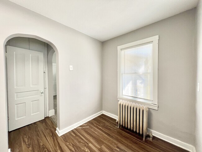 749 Parker Ave Unit 749 1/2