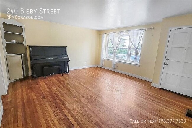 Photo - 240 Bisby St