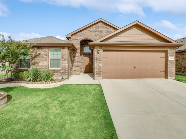 Photo - 9301 Red Brush Trl