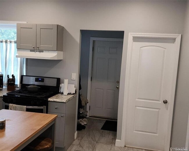 Photo - 55 Bedell St Unit 1