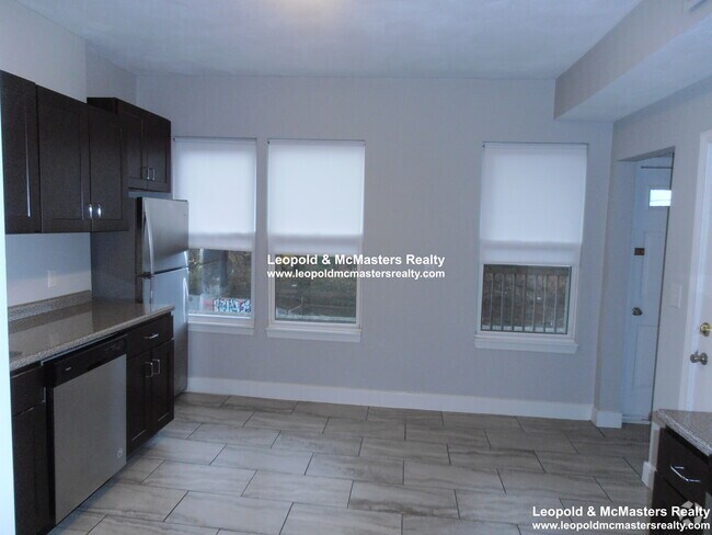 Building Photo - 101 Sydney St Unit 101 Rental