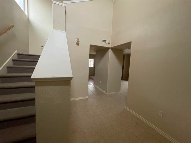Photo - 519 Gandara Dr