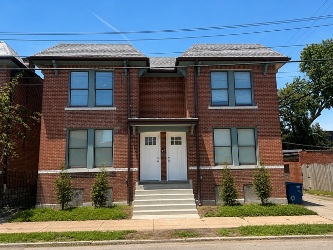 Building Photo - 1017 S Boyle Ave Unit 1019B