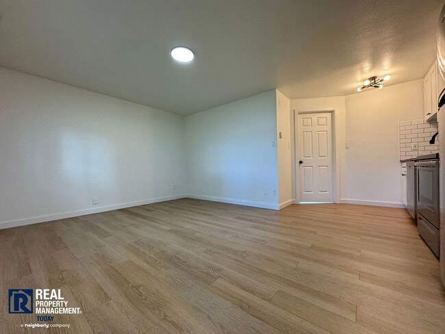 Photo - 7619 Douglas St W Unit Apartment #3