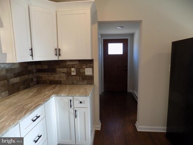 Photo - 114 N Penrose St