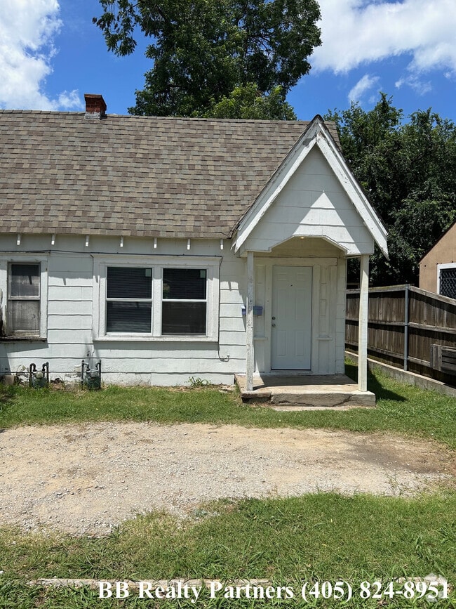 Building Photo - 4207 E 4th Pl Rental