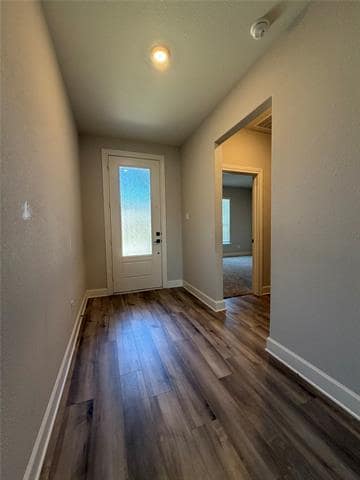 Photo - 925 Emerson Dr